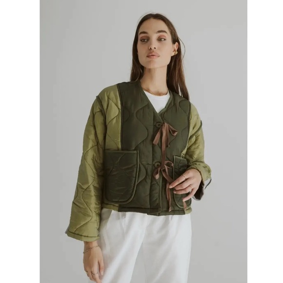 All Row Jackets & Blazers - NWT All Row Isabella Green Quilted Tie Jacket Sz M
